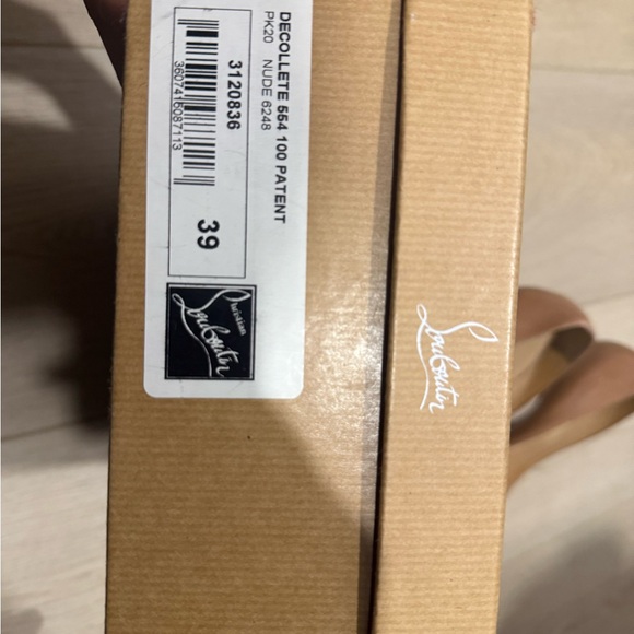 Christian Louboutin Blush Patent Leather Heels - Picture 4 of 4